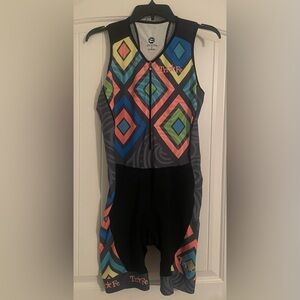 ZOCA Tri Fe Women's sleeveless Triathlon suit. Size XL. Multicolor